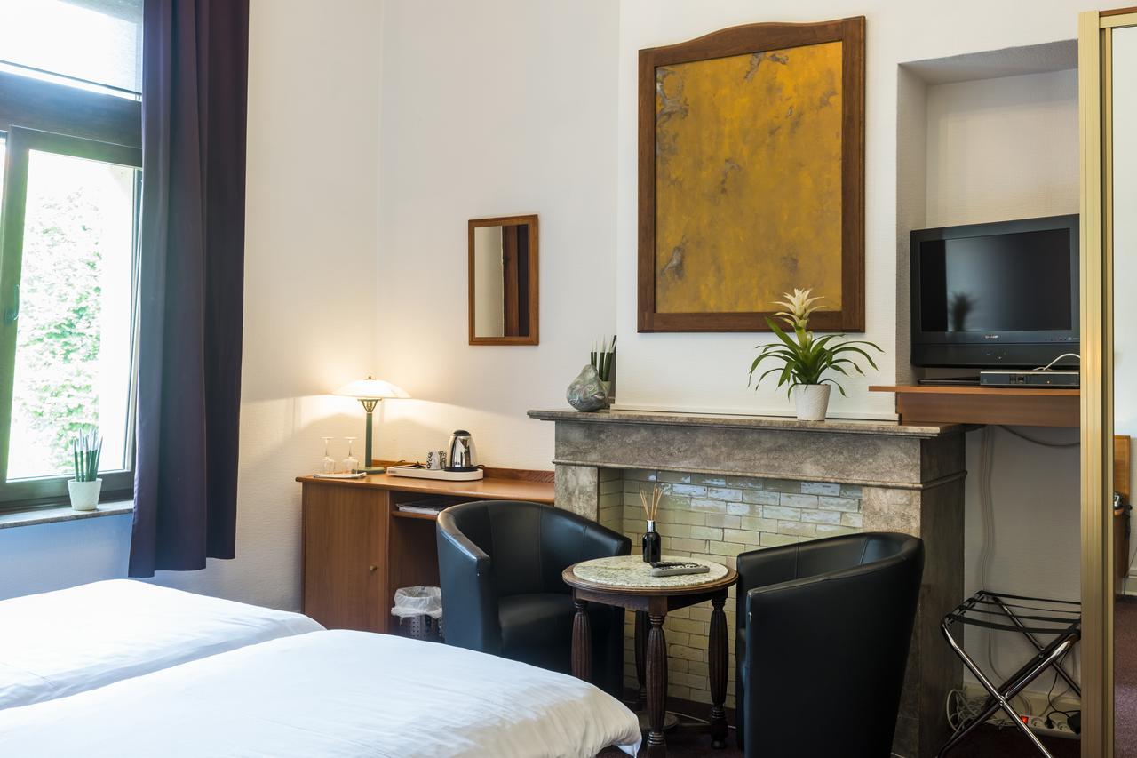 Hostellerie Lou Pahou Hotel 3*